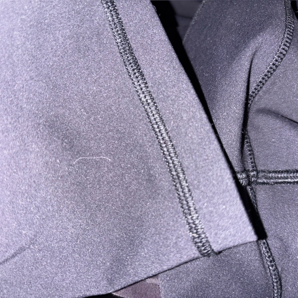 Authentic Lululemon Align High-Rise 28 -Discontinued - Picture 6 of 8